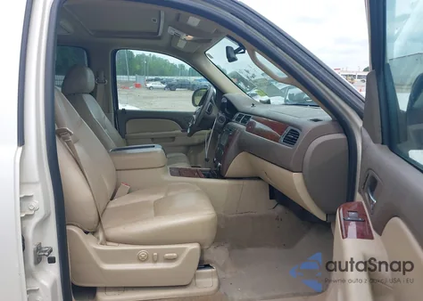 2013 Chevrolet Suburban 1500 Ltz из США, поврежденный, VIN 1GNSCKE06DR374285